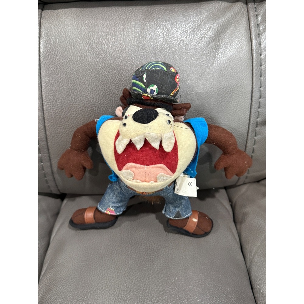Looney‎ Tunes Taz Devil Plush Toy Hat Shirt Jeans Sandals Stuffed Animal